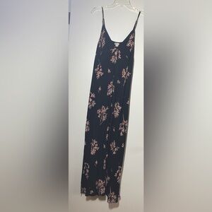 Billabong maxi dress, size M